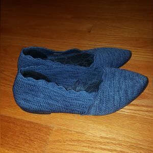 SKECHERS Cleo Newford SLIP-ON blue BALLET FLATS shoes SCALLOPED Womens Size 9.5